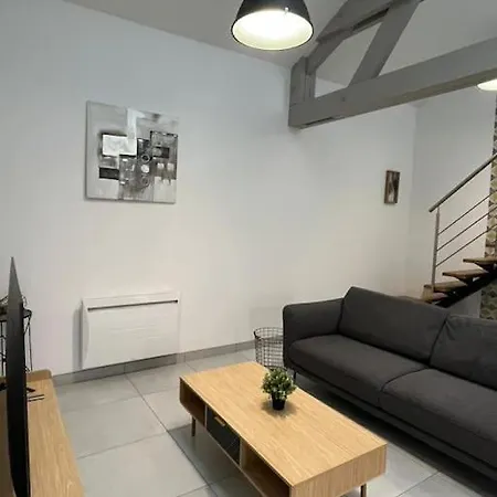 La Maison Du Bonheur 70 M² Holiday home *
